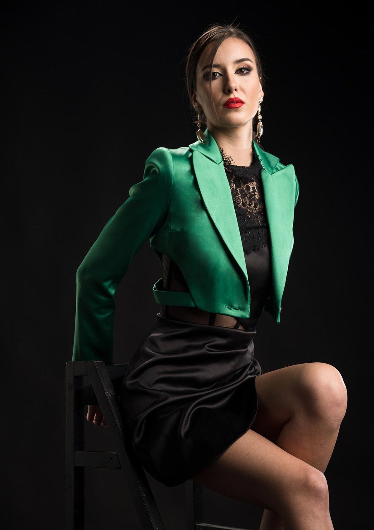 Moluccella Laevis Официално Сако