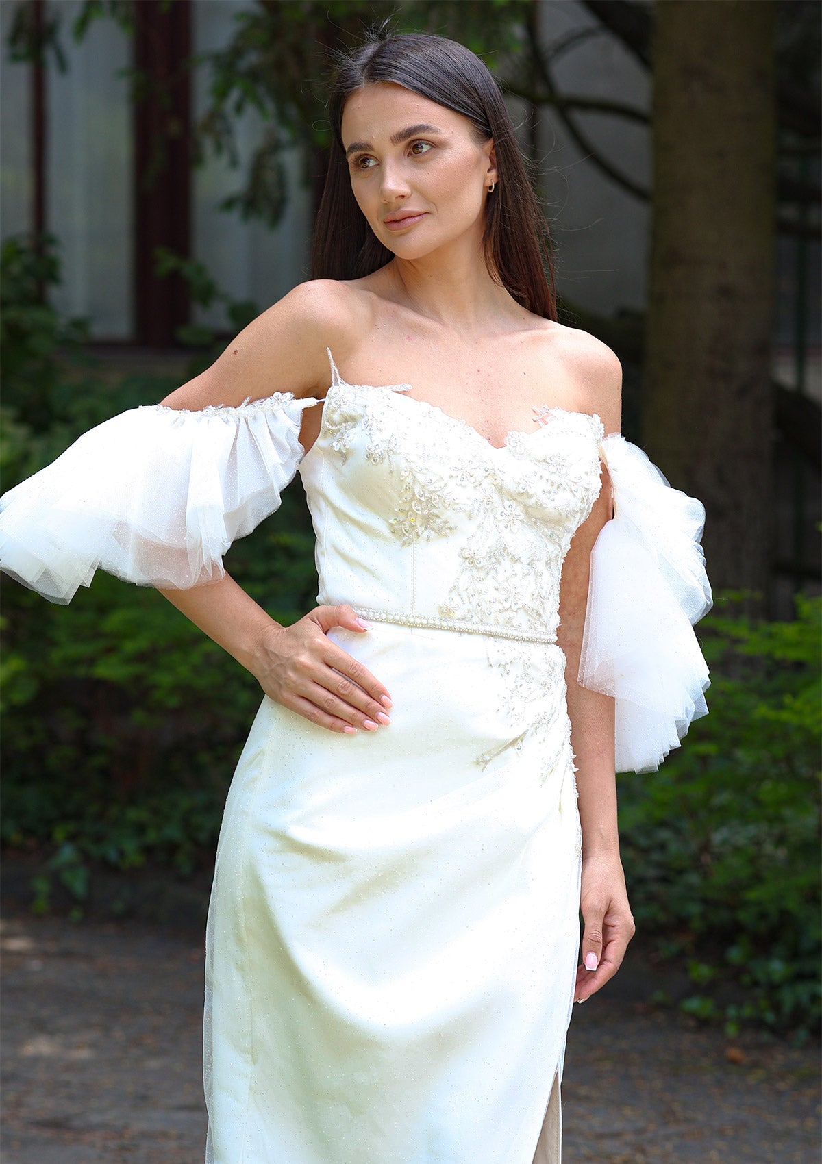 Hourglass Haven Булчинска Рокля