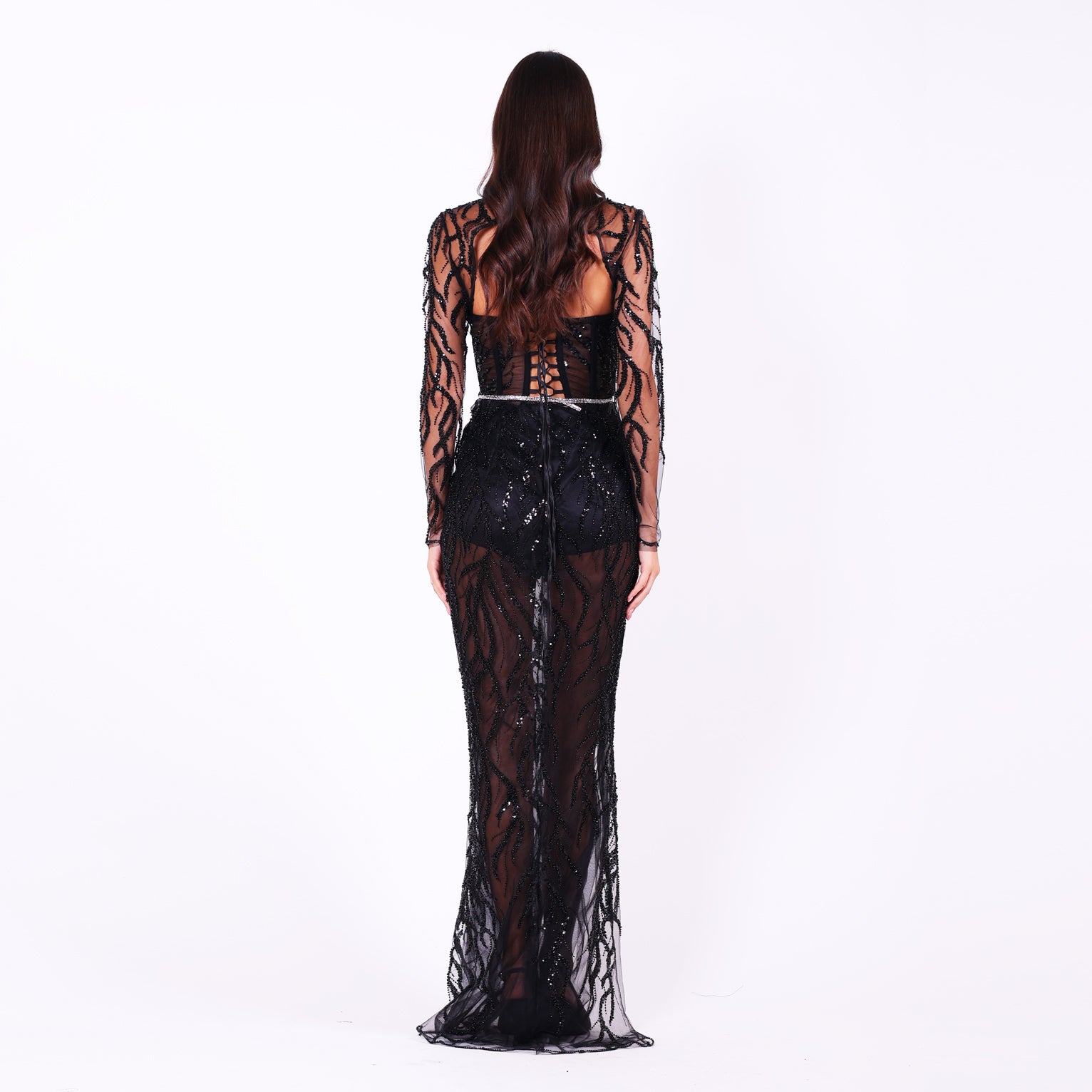 Официално болеро Berberis допълнение към абитуриентска рокля Mirabilis LIZA KAIN София. Черно болеро с дълъг ръкав и сатенена връзка. Прозрачна тюлена черна основа с дантела от черни мъниста.