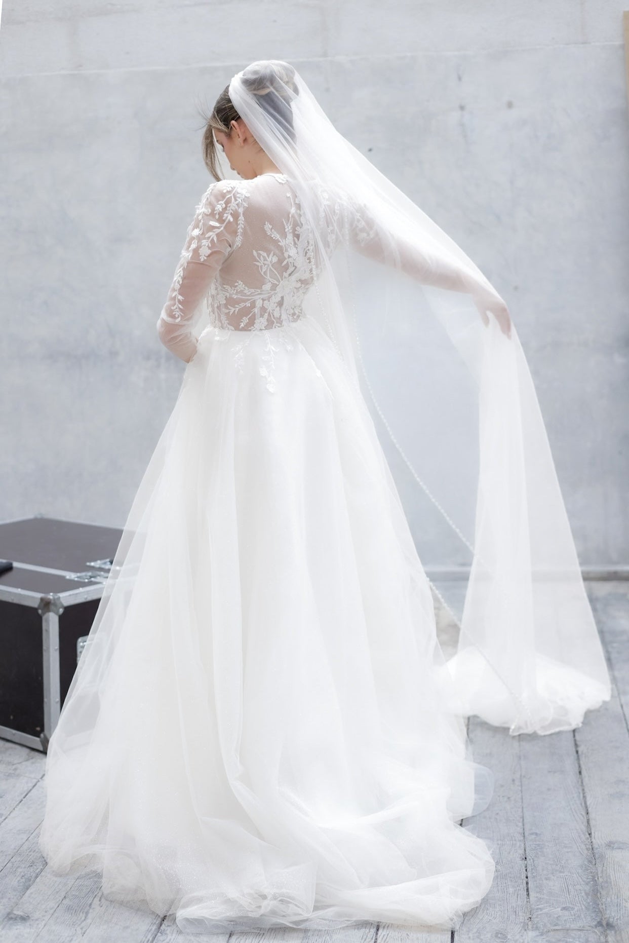 dress kain lace A-line Knee-length Ivory Long Sleeves Lace Homecoming Dress US4 / As Picture