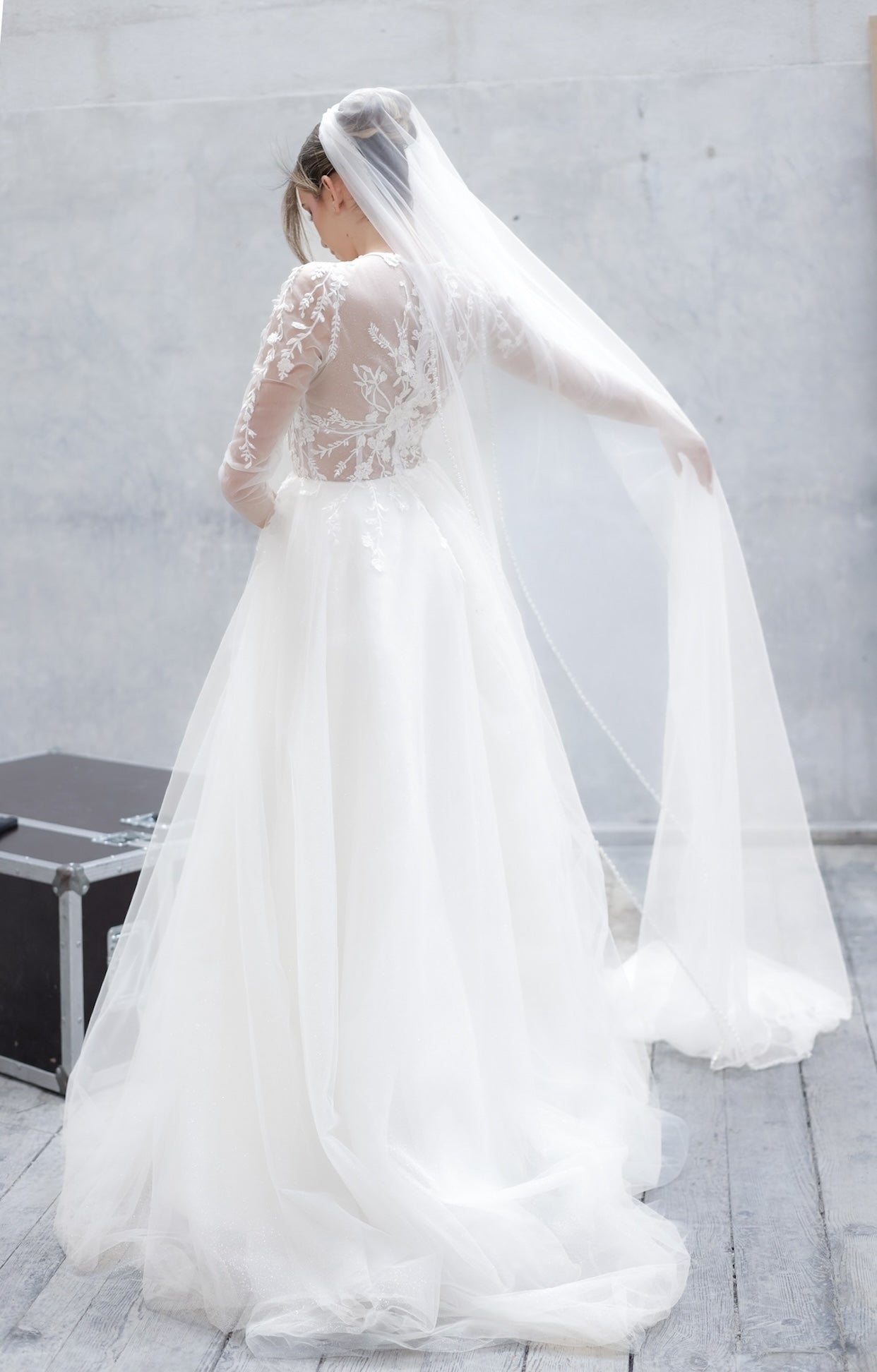 Sabrina Булчинска Рокля