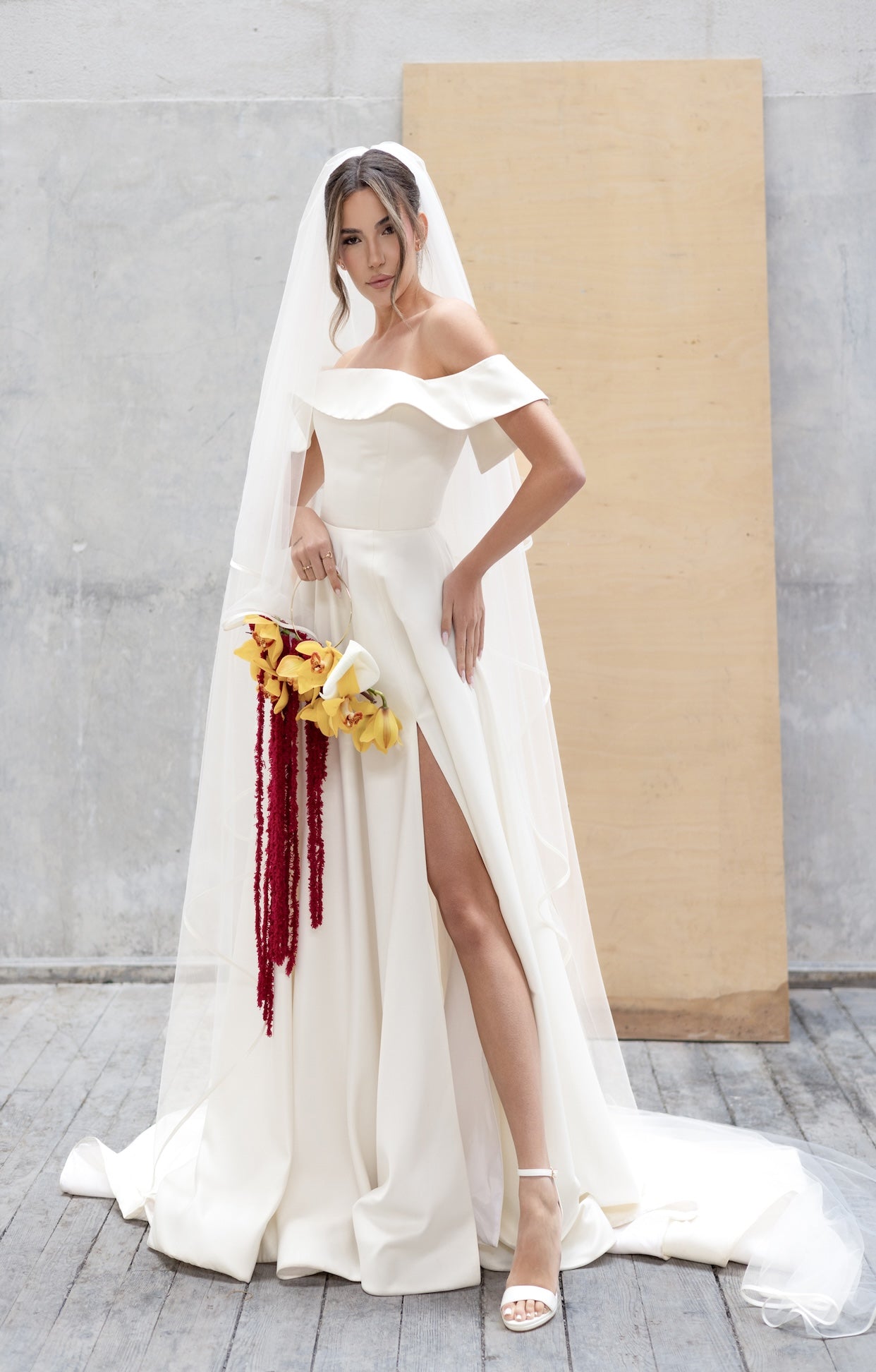 Selene Булчинска Рокля