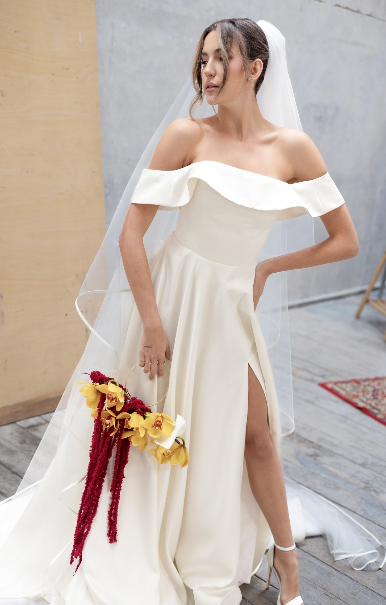 Selene Булчинска Рокля