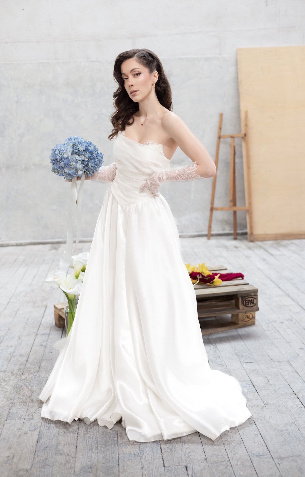 Marigold Булчинска Рокля