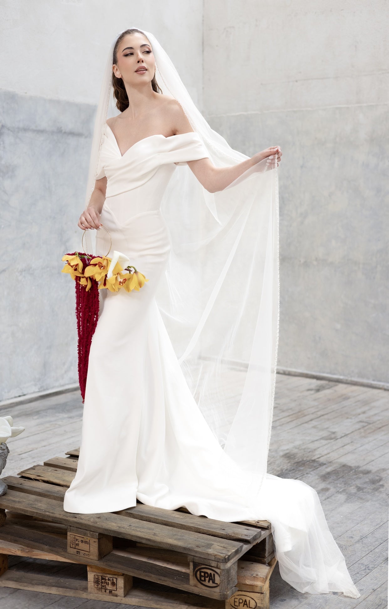 Eurydice Echo Булчинска Рокля