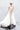 Сватбена рокля Rubelle Grande от LIZA KAIN bridal, показваща изключителния подвижен шлейф от многобройни слоеве тюл. Този елемент придава вълшебен обем и създава истински мечтателен ефект при движение.