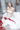 Близък кадър на горната част на сватбената рокля Nerissa от LIZA KAIN bridal, показващ равно деколте с богата драперия от тюл. Конструкцията осигурява перфектна устойчивост, комфорт и изящен силует.
