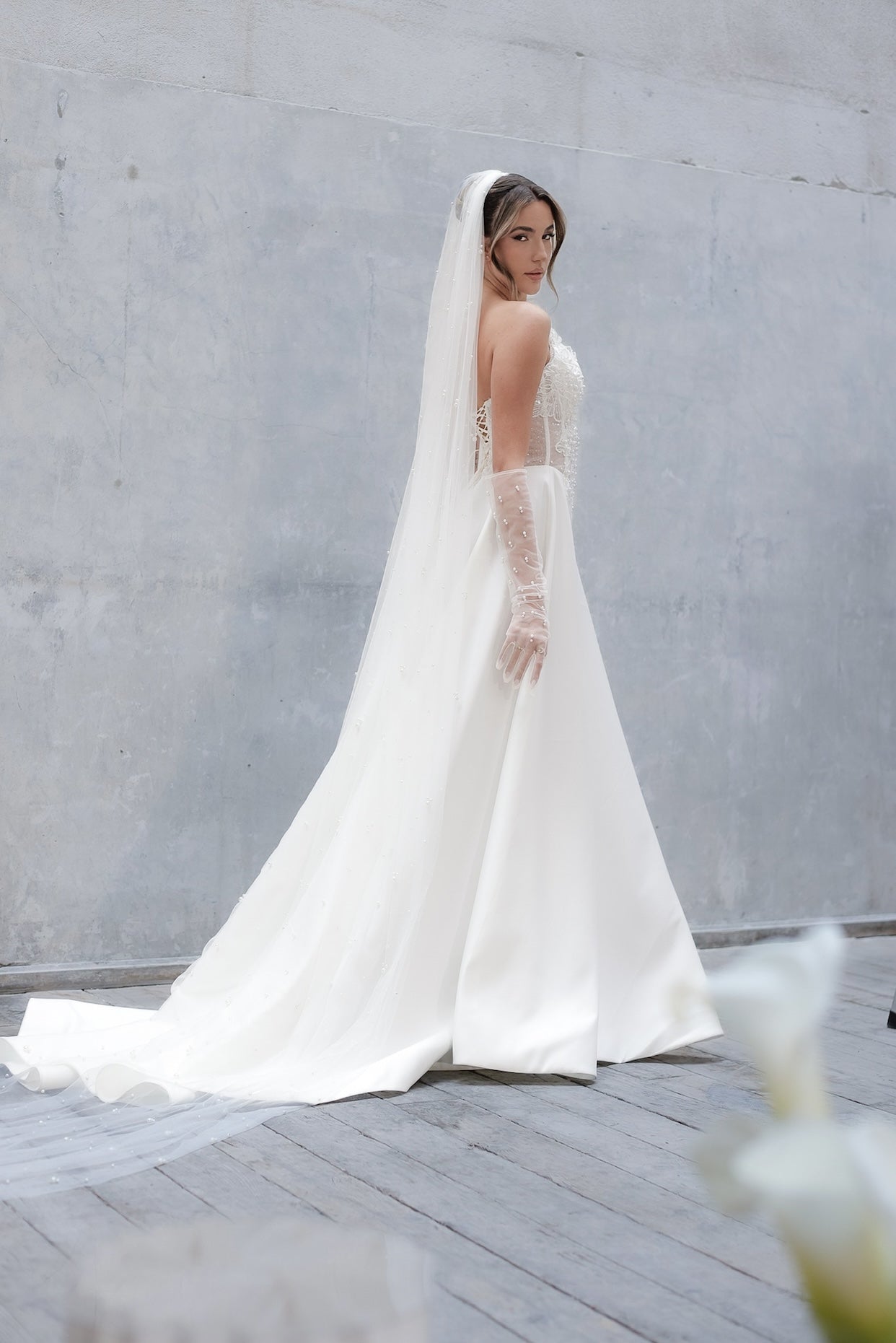 Beatrice Pearl Официални Булчински Ръкавици